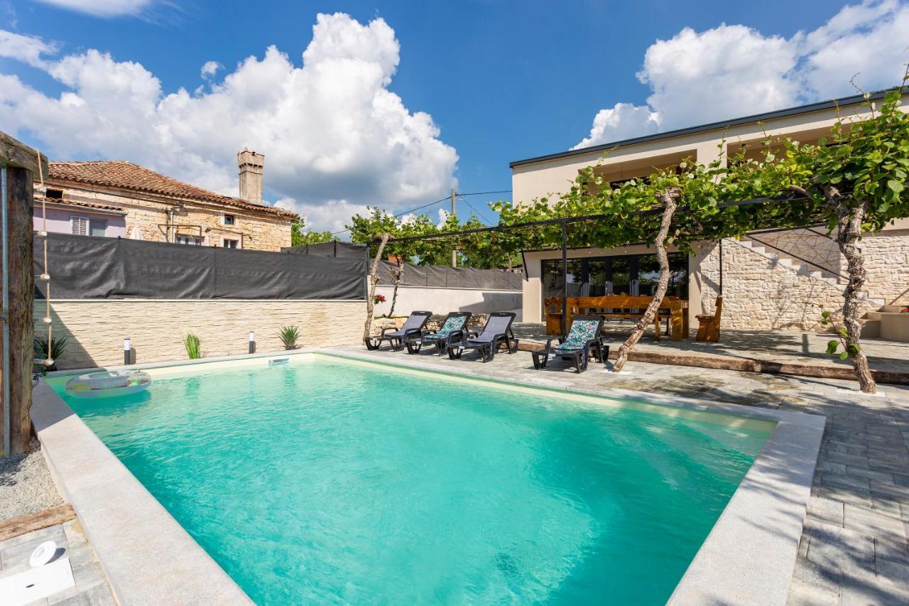 House With Pool Poli Stare Nuoni Villa Zminj Luaran gambar